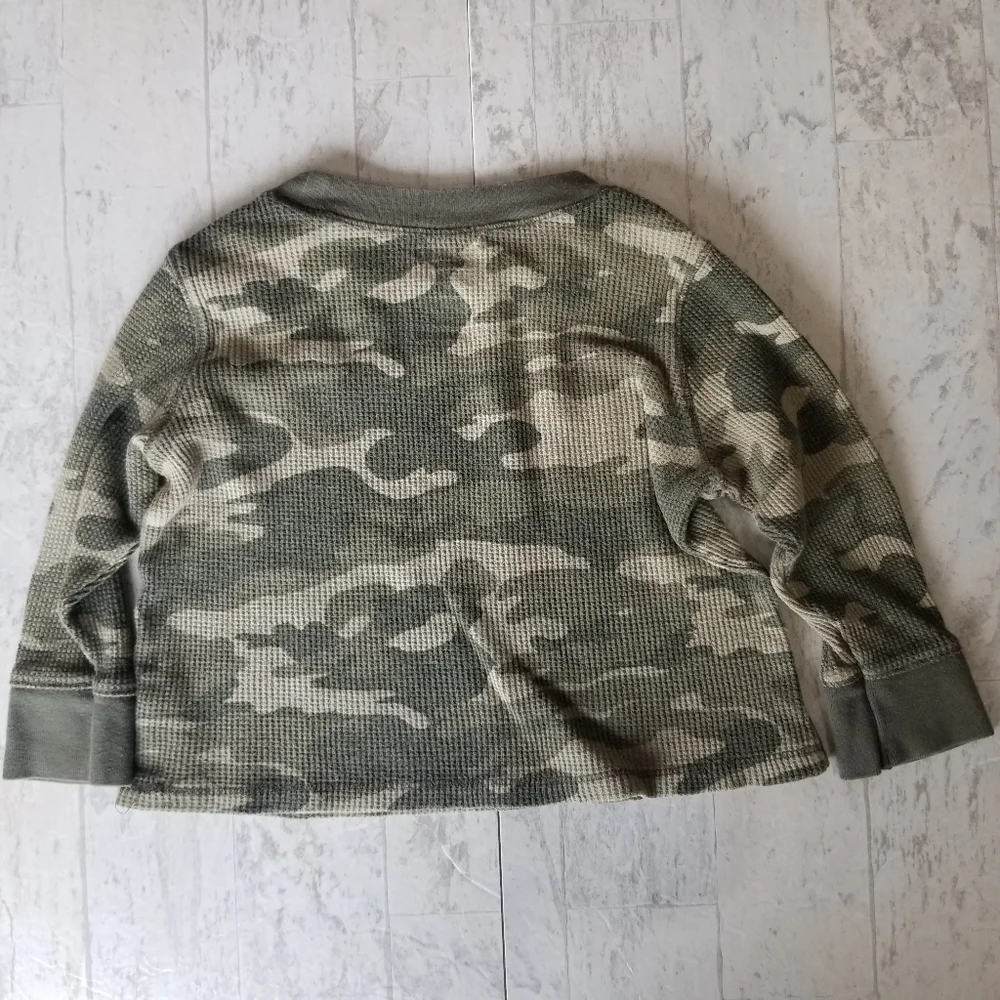 Old Navy Long Sleeve Green camouflage shirt Size 18-24 mo